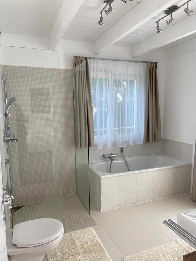 Villa Uber Dem Bodensee - Hauptwohnung Lochau Esterno foto