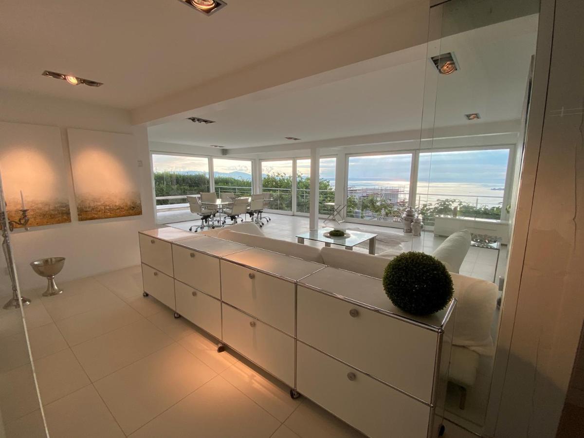 Villa Uber Dem Bodensee - Hauptwohnung Lochau Esterno foto