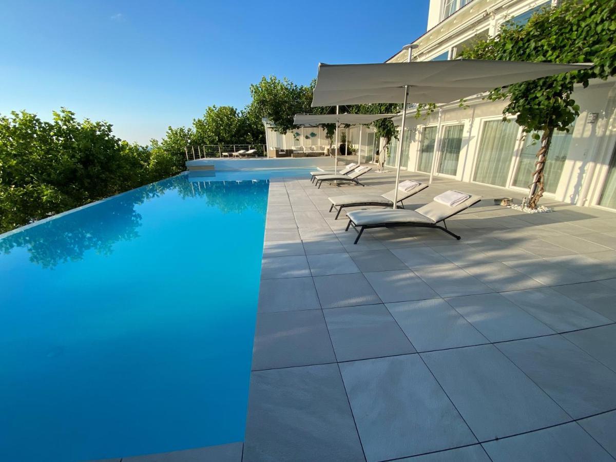 Villa Uber Dem Bodensee - Hauptwohnung Lochau Esterno foto